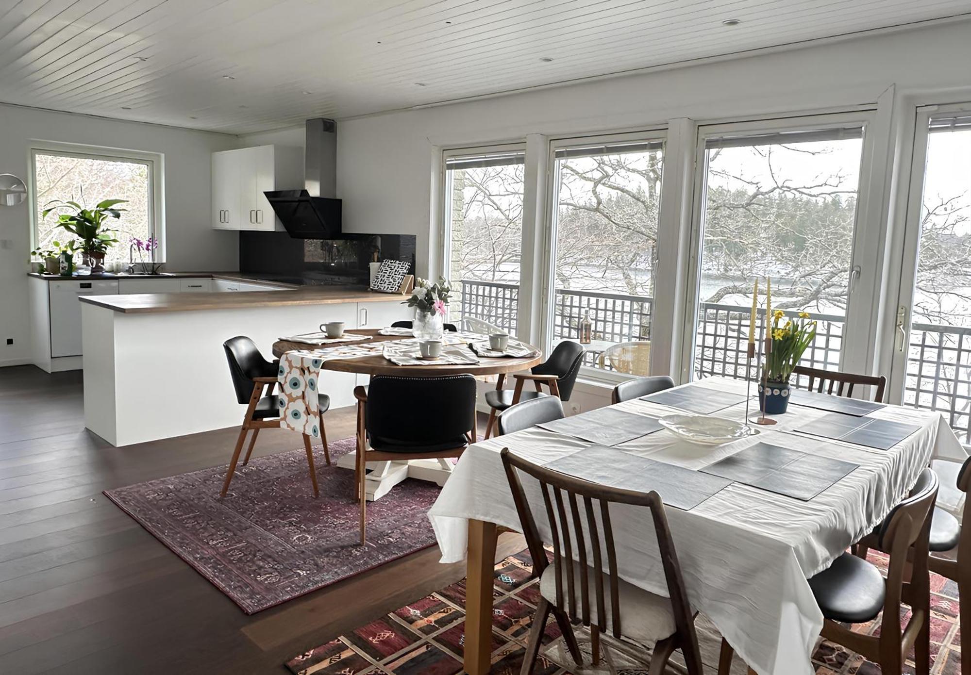 Villaer The Luxurious Lakeview Near
