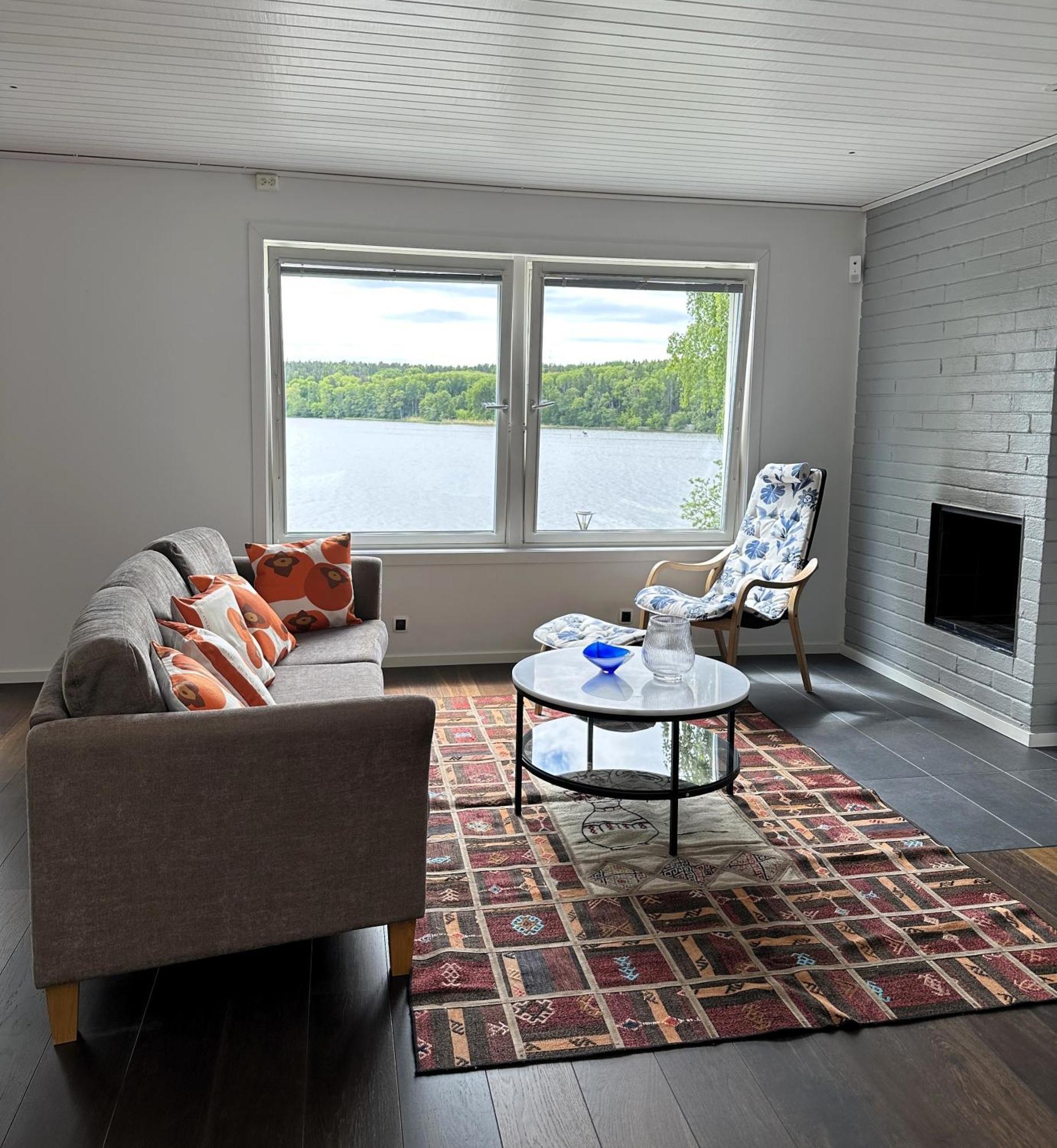 The Luxurious Lakeview Near Villaer *